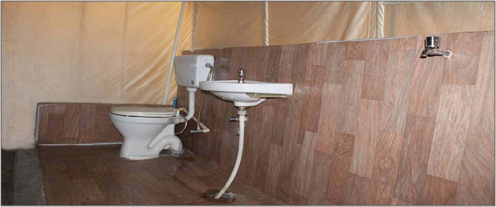 Deluxe Camps toilet Rishikesh